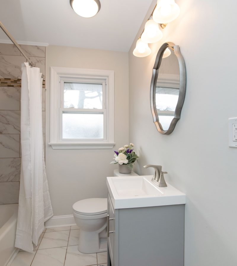 bathroom remodeling by JAM Building and Renovation